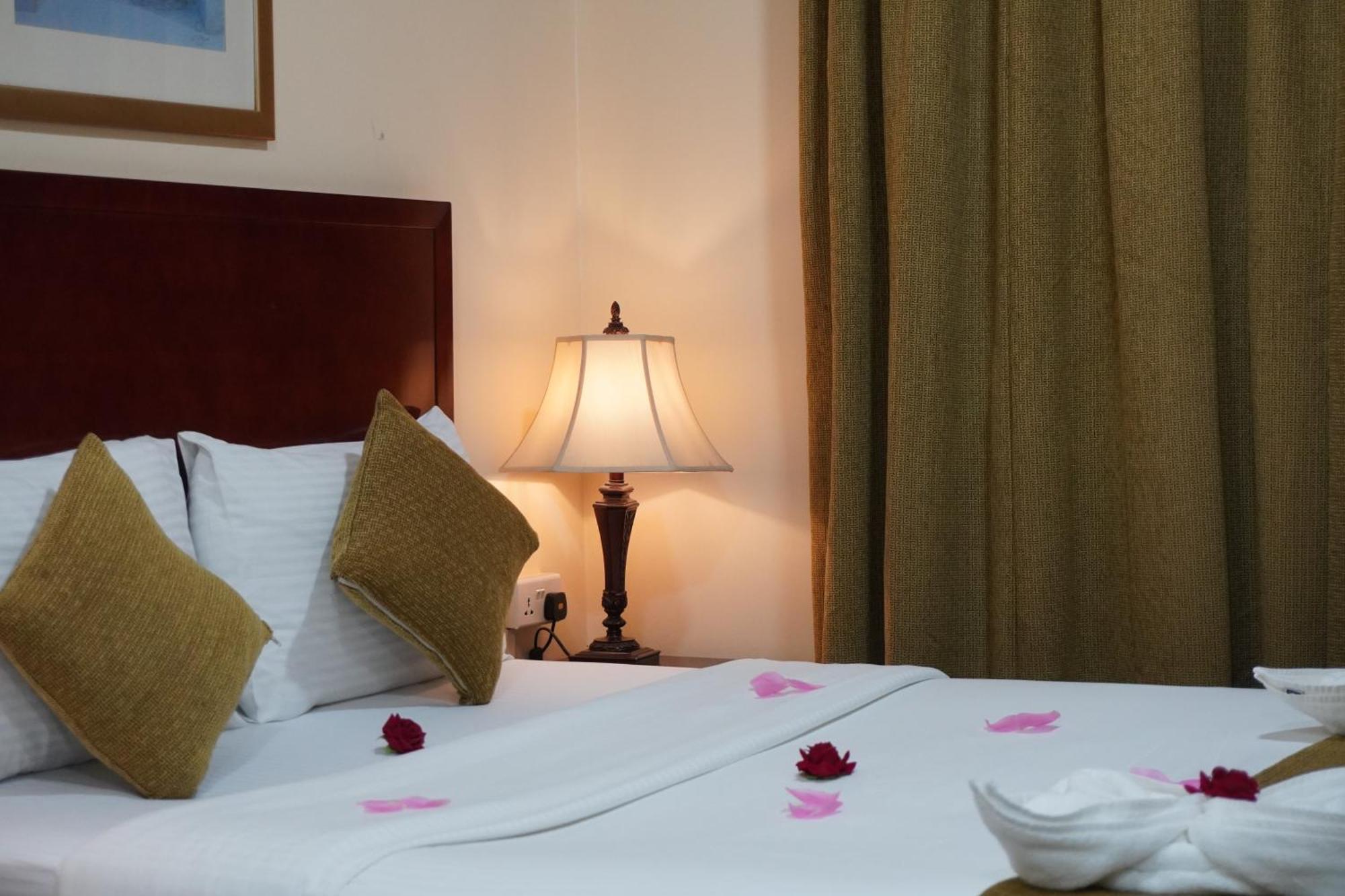 Onyx Hotel Apartments - Maha Hospitality Group Аджман Экстерьер фото