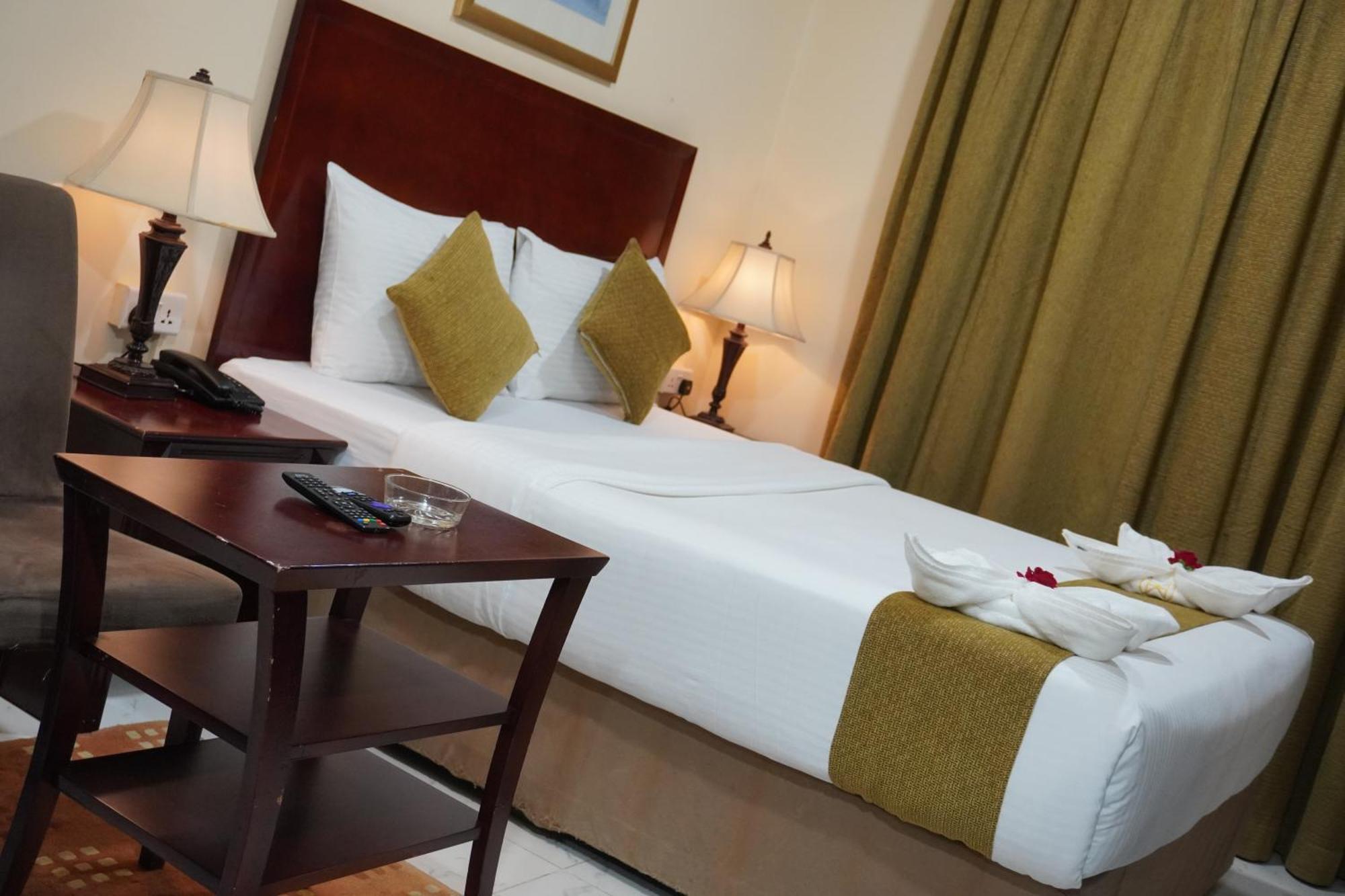Onyx Hotel Apartments - Maha Hospitality Group Аджман Экстерьер фото