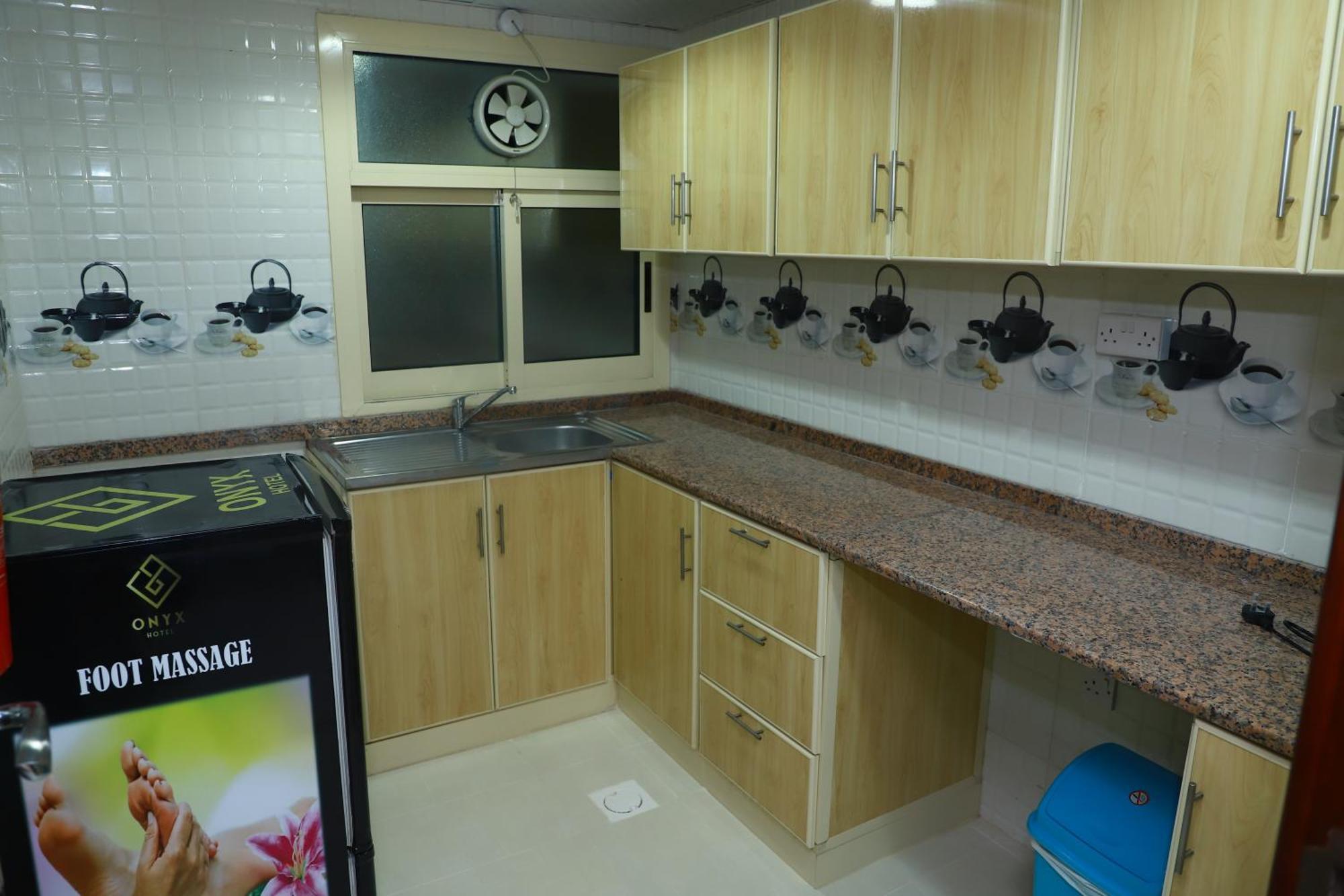Onyx Hotel Apartments - Maha Hospitality Group Аджман Экстерьер фото