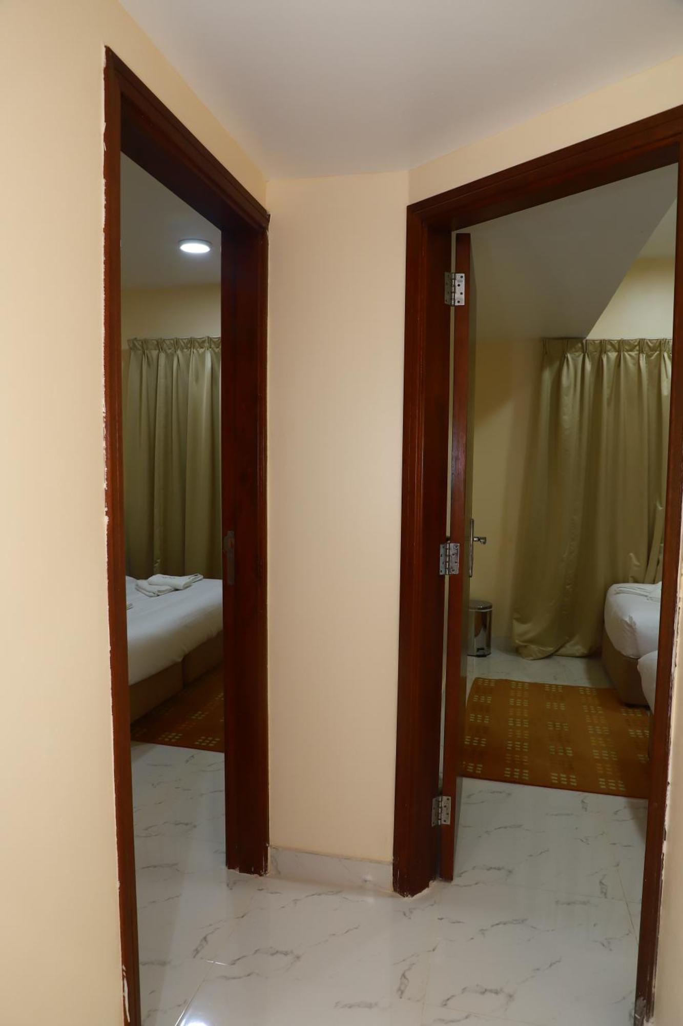 Onyx Hotel Apartments - Maha Hospitality Group Аджман Экстерьер фото